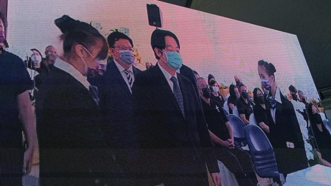 賴清德親自到場追思。(圖/Facebook劉怡均)