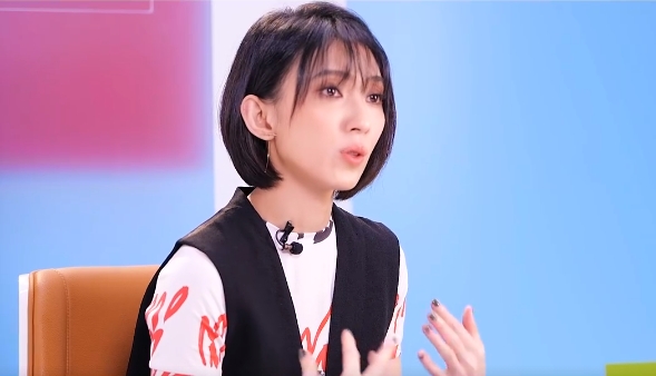 戴佩妮受訪時表示,保有自己的生活很重要。(圖/翻攝自人民文娛)
