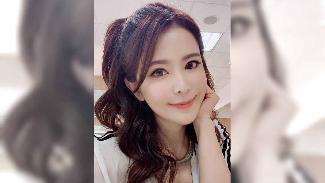 44歲的藝人德馨。(圖/翻攝自德馨 臉書)