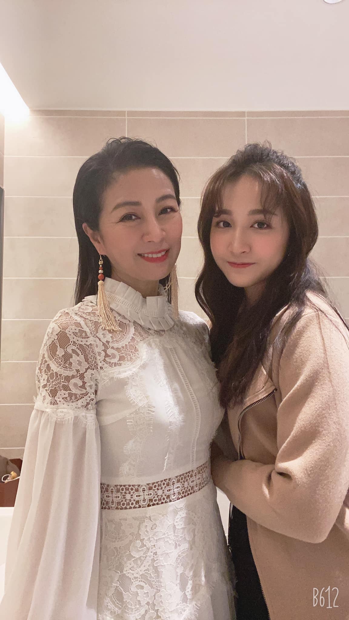 方文琳和女兒們感情相當好。(圖/翻攝自方文琳臉書)