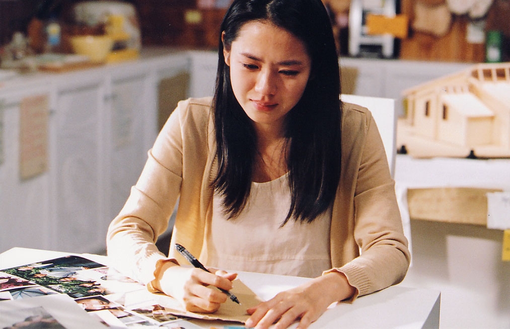 當時年僅22歲的孫藝真從千金演到人妻，同時又罹患阿茲海默症。（圖／甲上娛樂提供）