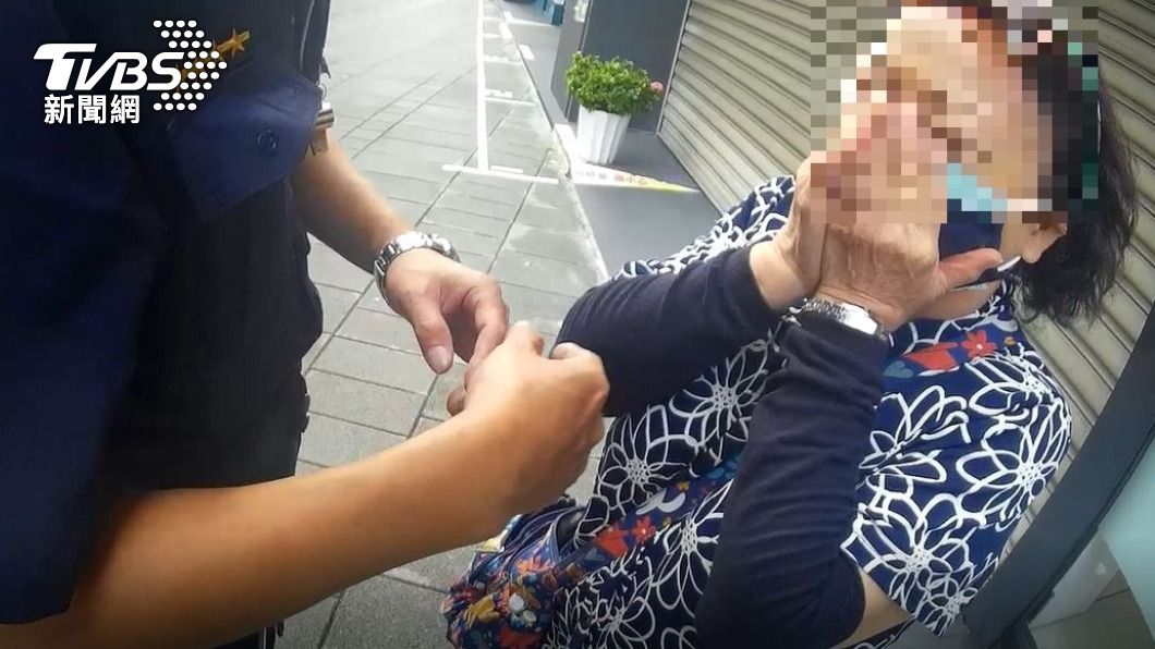 婦人驚覺被騙。(圖/TVBS)