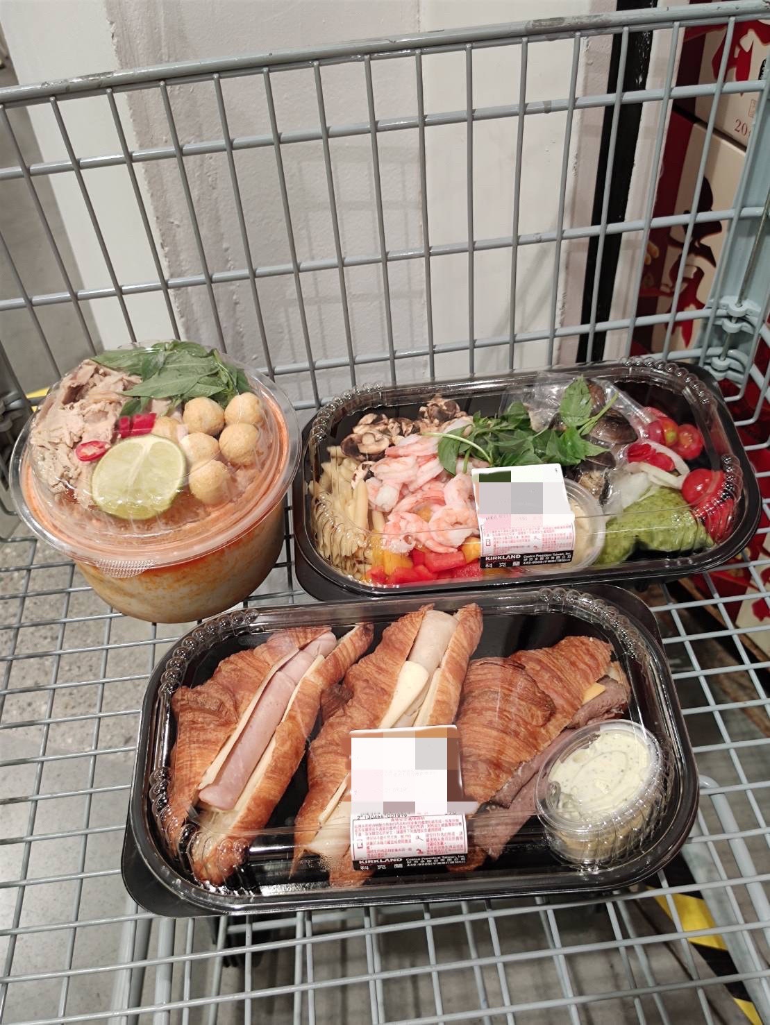 人夫僅購買一日份「防颱物資」。(圖/翻攝自Costco好市多商品經驗老實說臉書)
