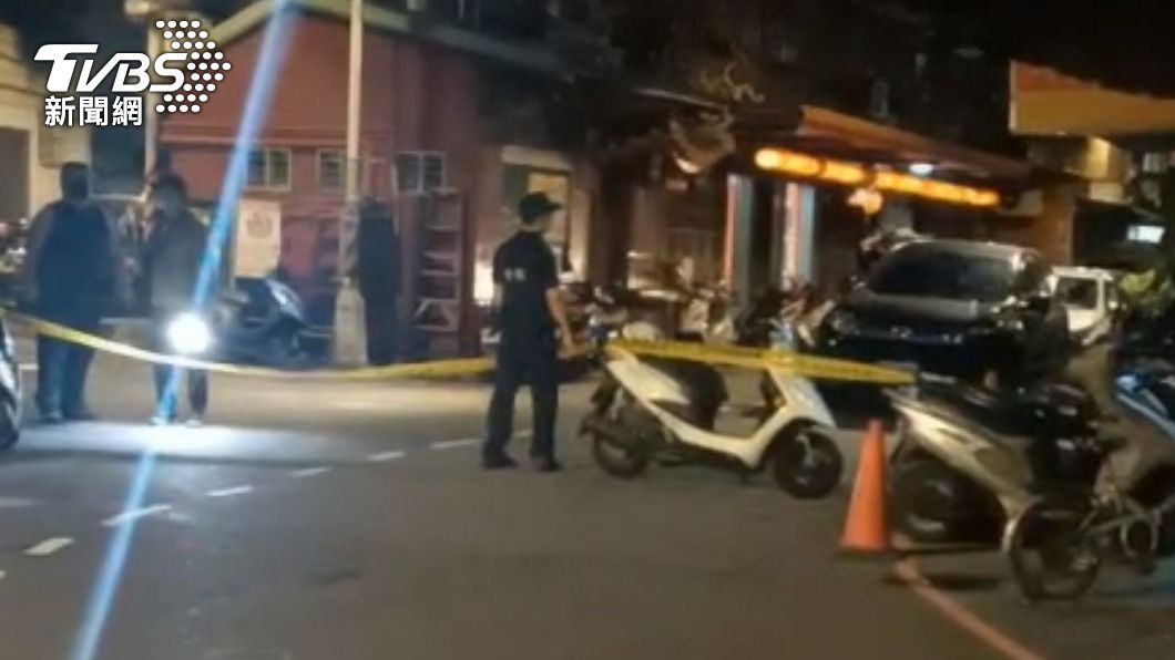 警方在現場拉起封鎖線。(圖/TVBS)
