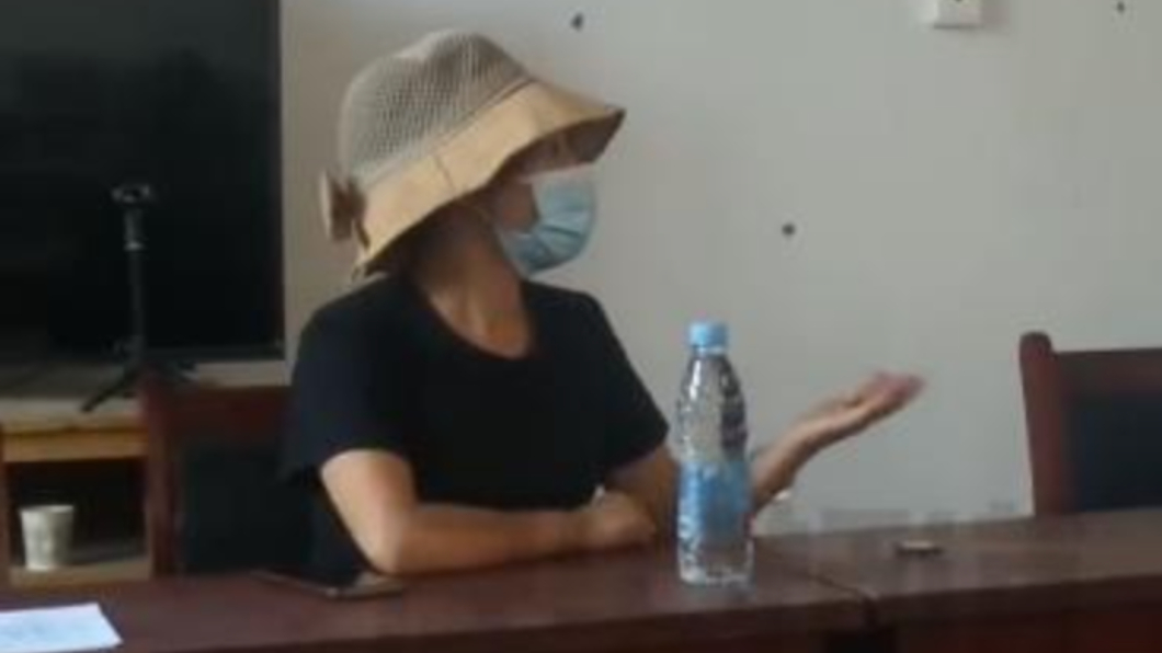 程女出面回應。(圖/翻攝自河南廣播電視台民生頻道)