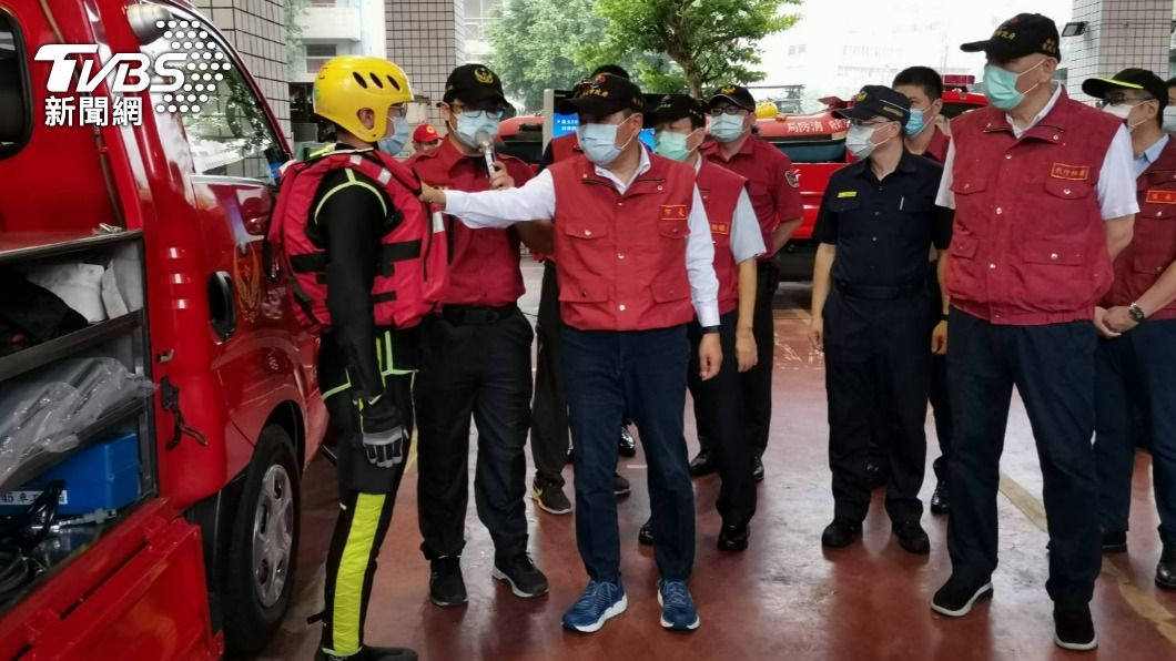 北台灣風雨來襲!新北消防備救援艇、水上摩托車防救災