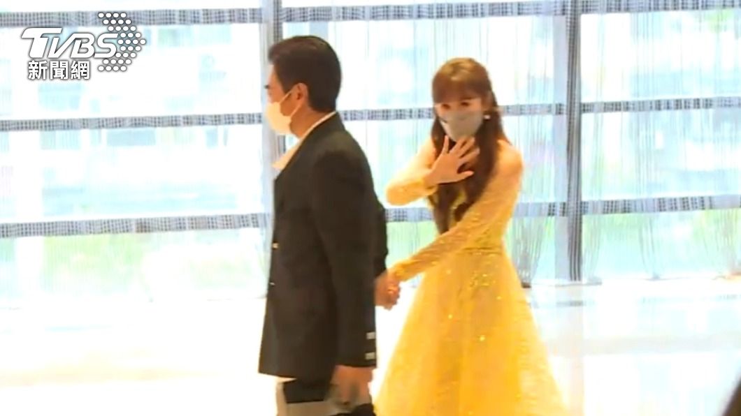 爆妹結婚崩潰怒吼她　Sandy洩心聲：我居然滿享受
