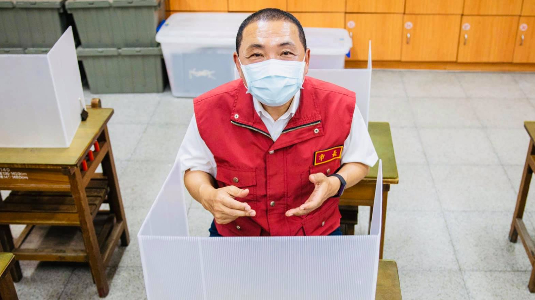 新北6天廣篩2萬人!他曝侯友宜一貫風格 秒擋綠營指責