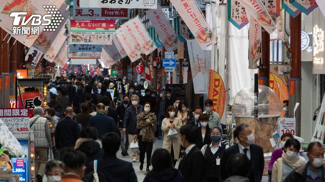 近日大阪確診數飆升,甚至超越東京。(圖/達志影像美聯社)