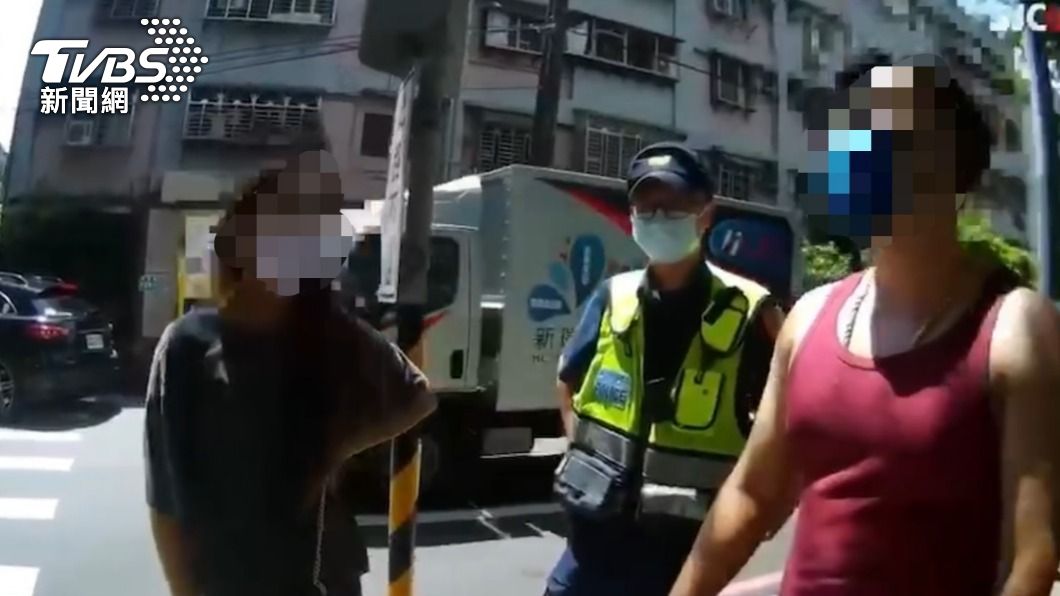 債權人向警方表示曾男還一直叫人打他。(圖/TVBS)
