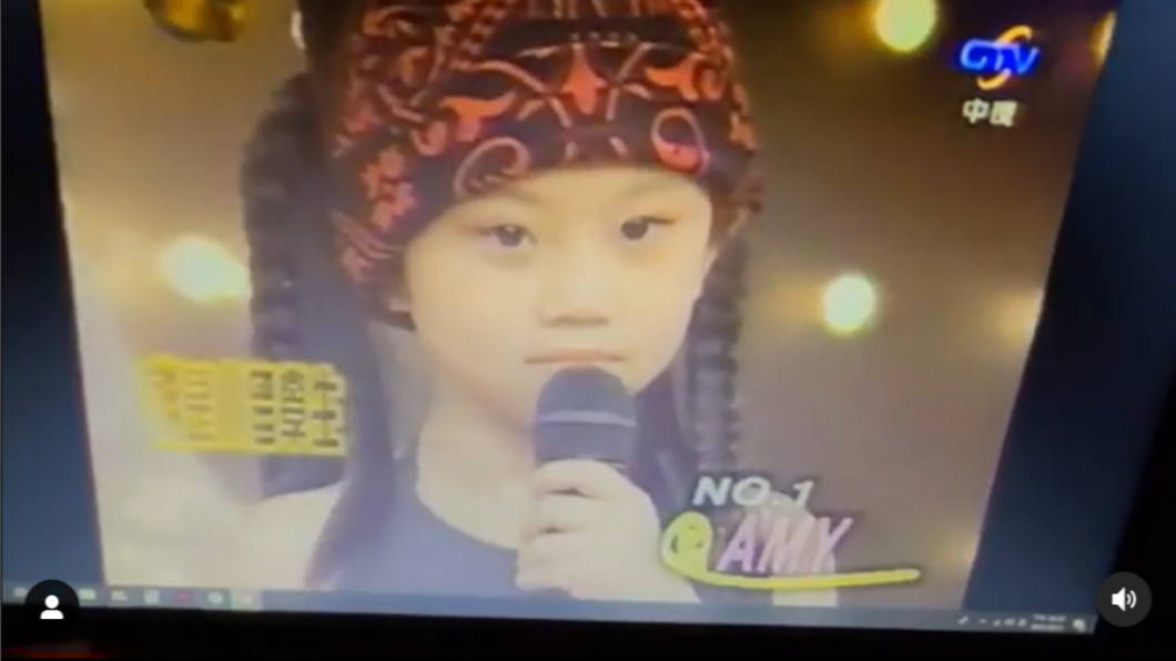 7歲的焦凡凡第一次上節目,模樣相當可愛。(圖/翻攝自焦凡凡IG)