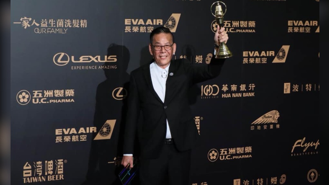 龍劭華曾獲得國內外多項大獎肯定。（圖／翻攝自龍劭華臉書）