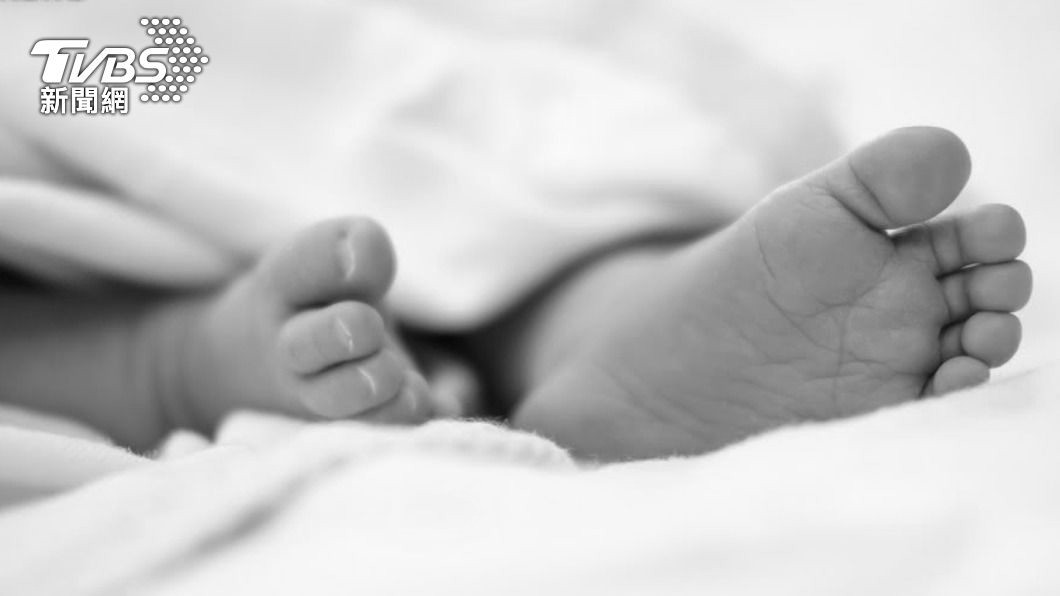 等到想起發現時女嬰已經成了一具冰冷遺體。(示意圖/shutterstock達志影像)
