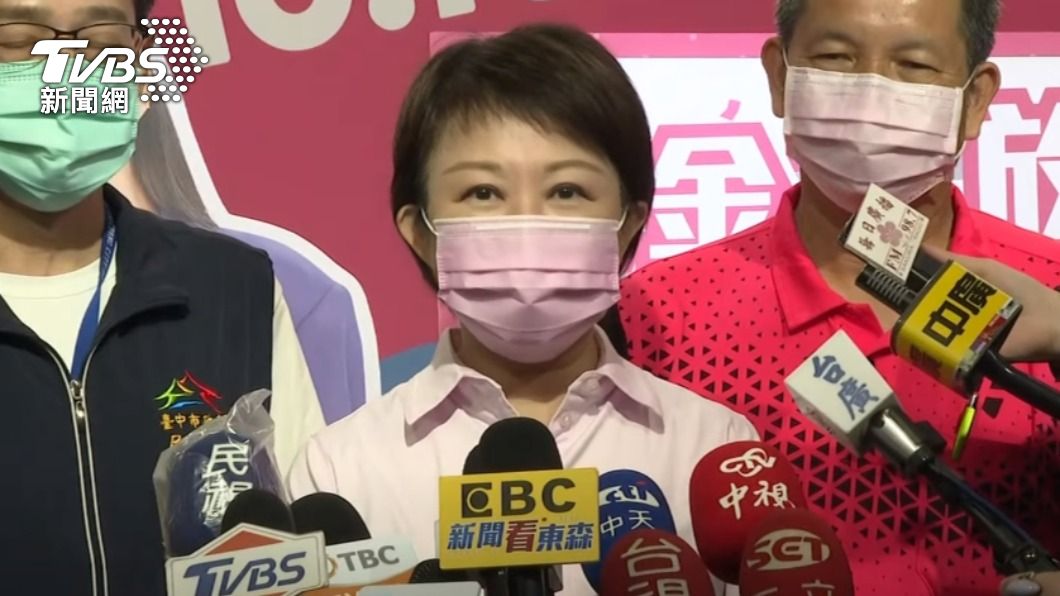 台中市長盧秀燕親自宣布振興加碼。(圖/TVBS)