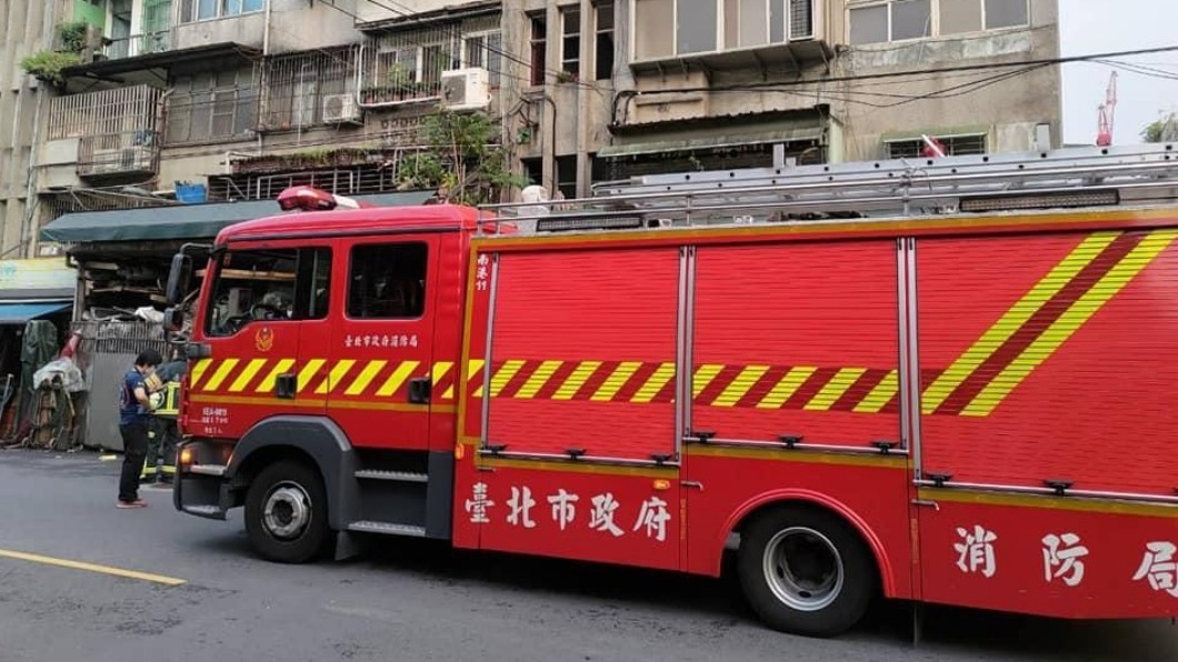 尷尬...警消獲報瓦斯外洩 到場發現是「榴槤」釀禍