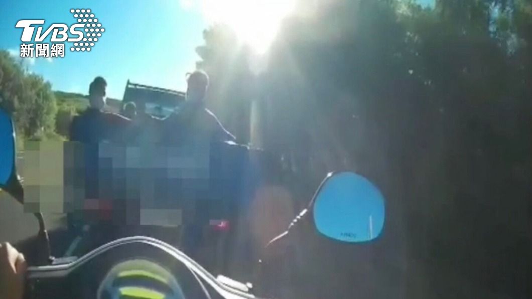 墾丁湧大量人潮!潛水業者貪方便 貨車車斗載客遭罰