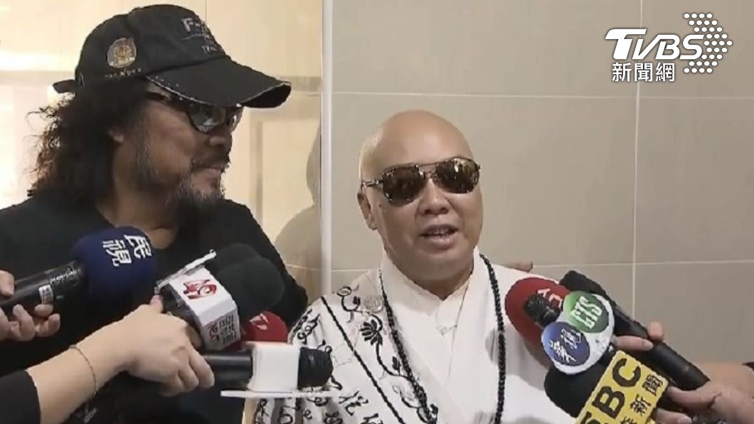 張菲有私下勸姊姊恆述法師,「別管啦!沒有的事。」(圖/TVBS資料畫面)