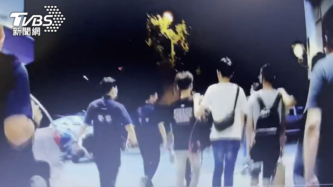 警方逮捕施暴7人,依法移送台中地檢署嚴辦。(圖/警方提供)