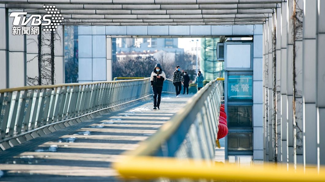 正能量爆棚！導遊付錢結帳　視障按摩師因「一句話」笑了