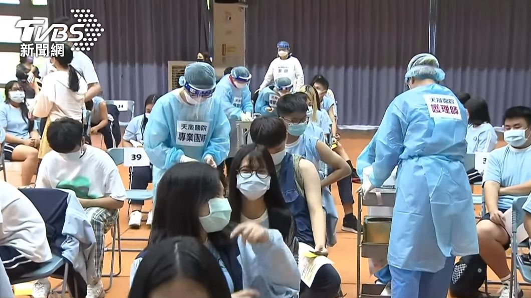 首批客製化BNT週四抵台?陳時中回應曝「接種規畫」