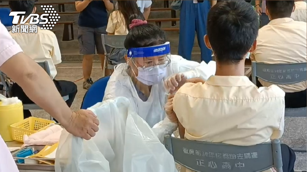 雲林千餘學生打BNT 36人暈針、近半數打完隔天請假