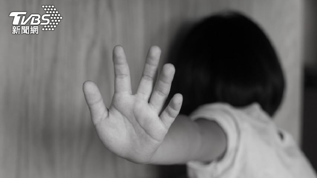 彰化4歲男童託人照顧 腳掌、生殖器有傷疑遭虐