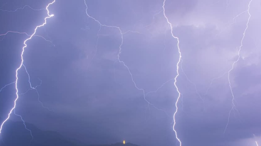 雷雨季來了!這縣市最容易「被雷打到」 閃電數量排行曝