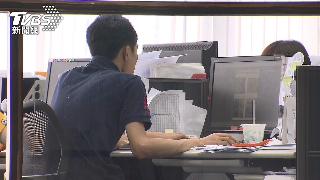 減少上班日提升競爭力 這國改為「每週工作4天半」