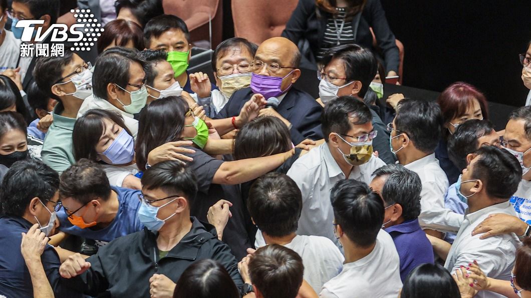 立院爆朝野推擠衝突　游錫堃：國會應對全民負責