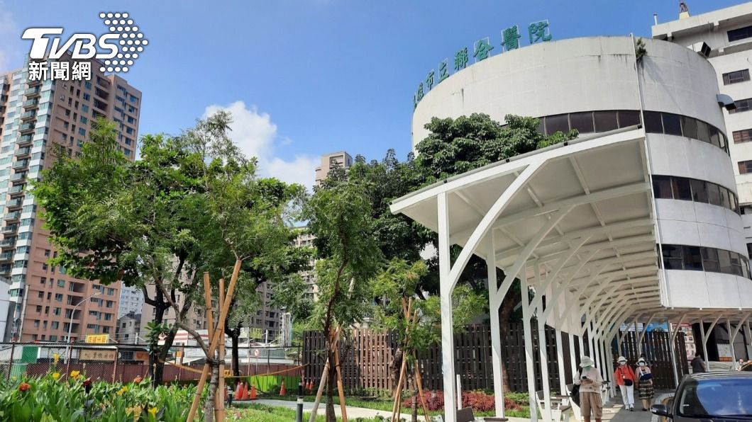 高雄輕軌建新站! 市立聯合醫院出入動線大轉面