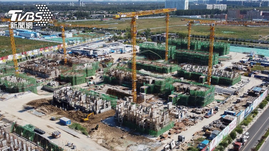 恒大集團旗下待復工建物。（圖／AP）