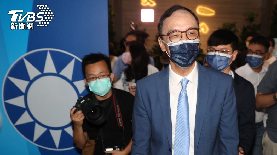 國民黨中常會決議 朱立倫10/5提前接任黨主席