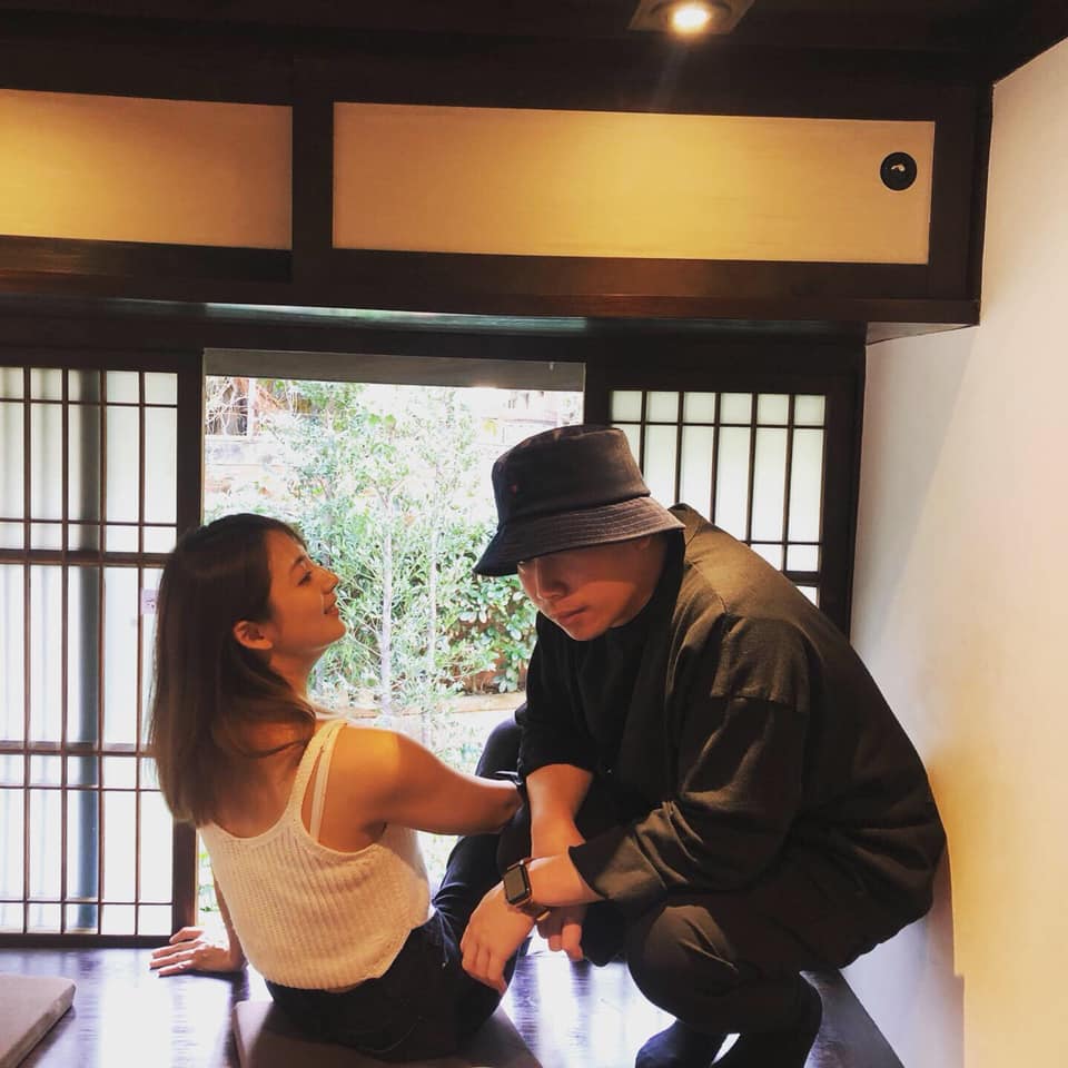 無尊與阿喜經常出現在彼此的社群網站上。(圖/翻攝自無尊臉書)