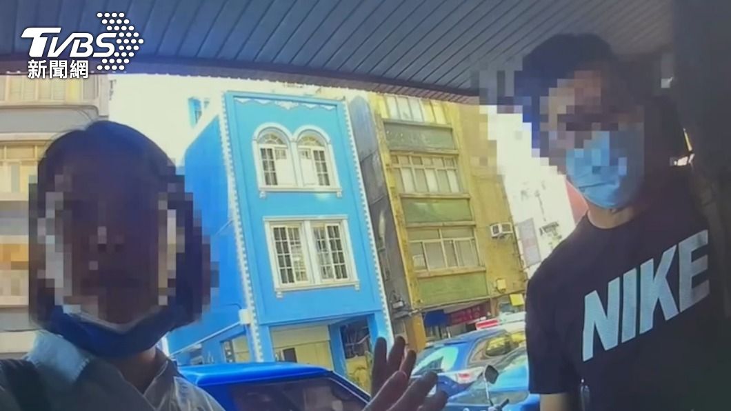 蔣男妻子因為無法聯絡上老公,趕緊請假衝回家。(圖/TVBS)