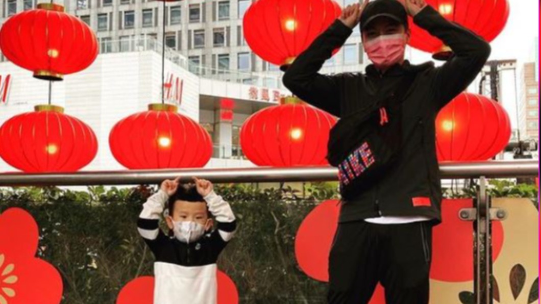 楊銘威和方志友因拍戲結緣，結婚後陸續生下一女一子。（圖／翻攝自楊銘威IG）