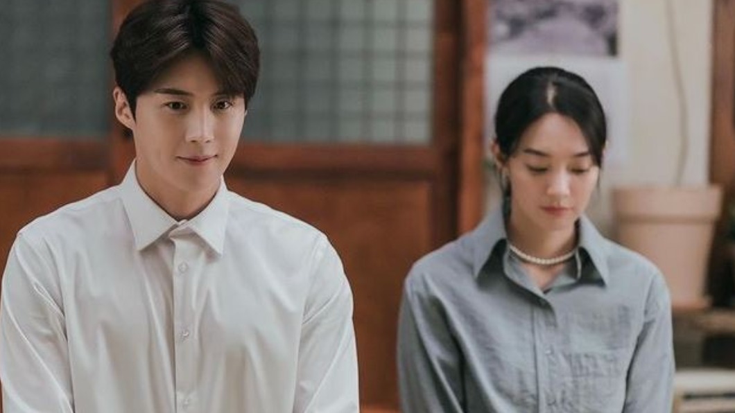近期療癒系愛情劇《海岸村恰恰恰》。(圖/翻攝自tvn_drama IG)