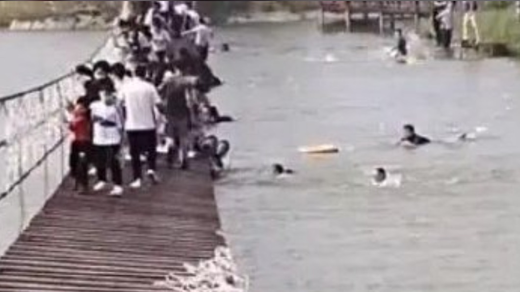 圖／翻攝自微博乌镇老田埂 