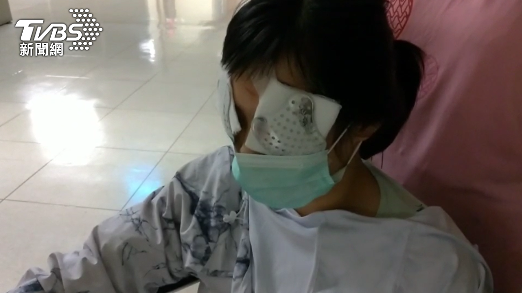 遭戳眼女店員手術後逐漸恢復 高雄長庚全額補助醫藥費