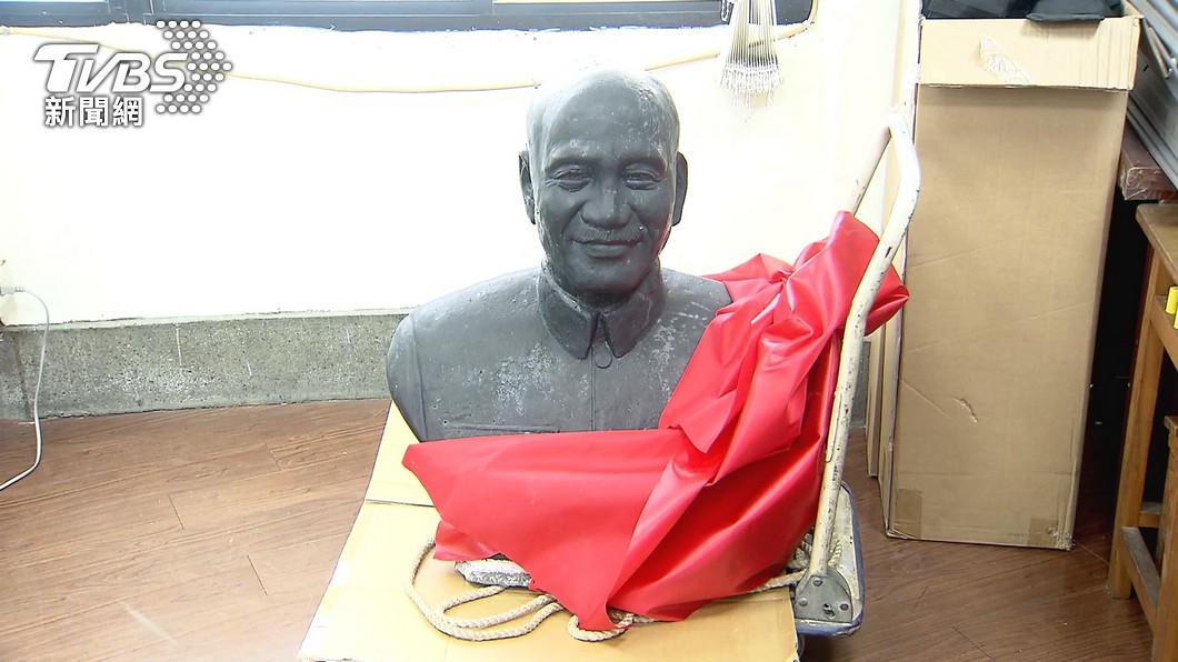 北市國小急拆蔣公銅像 游淑慧爆:「這群人」公文施壓