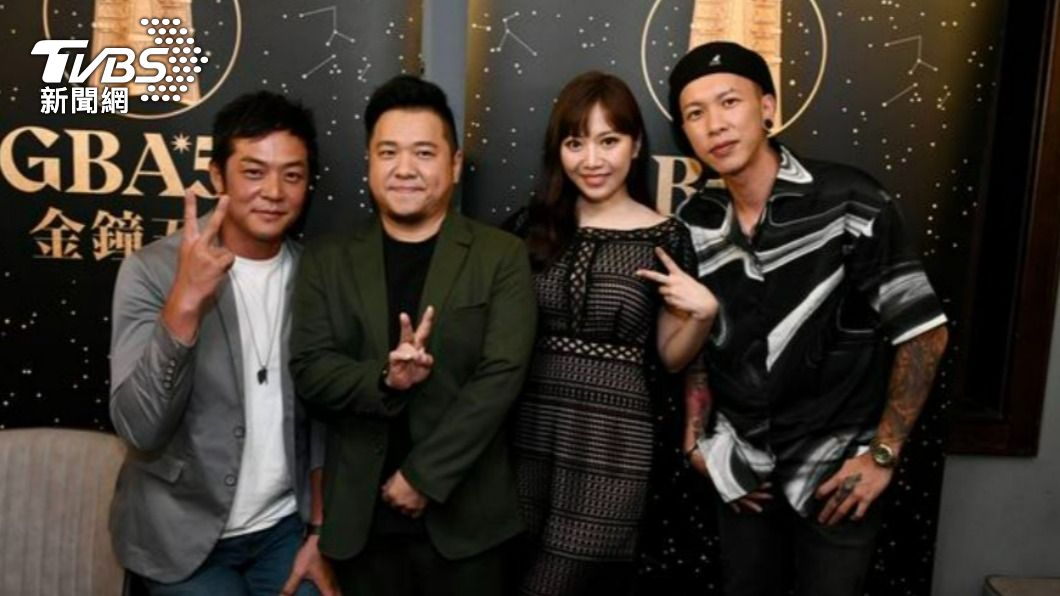 《全明星運動會》製作人R ONE、小春、姚元浩及蔡尚樺出席慶功宴。(圖/三立電視提供)