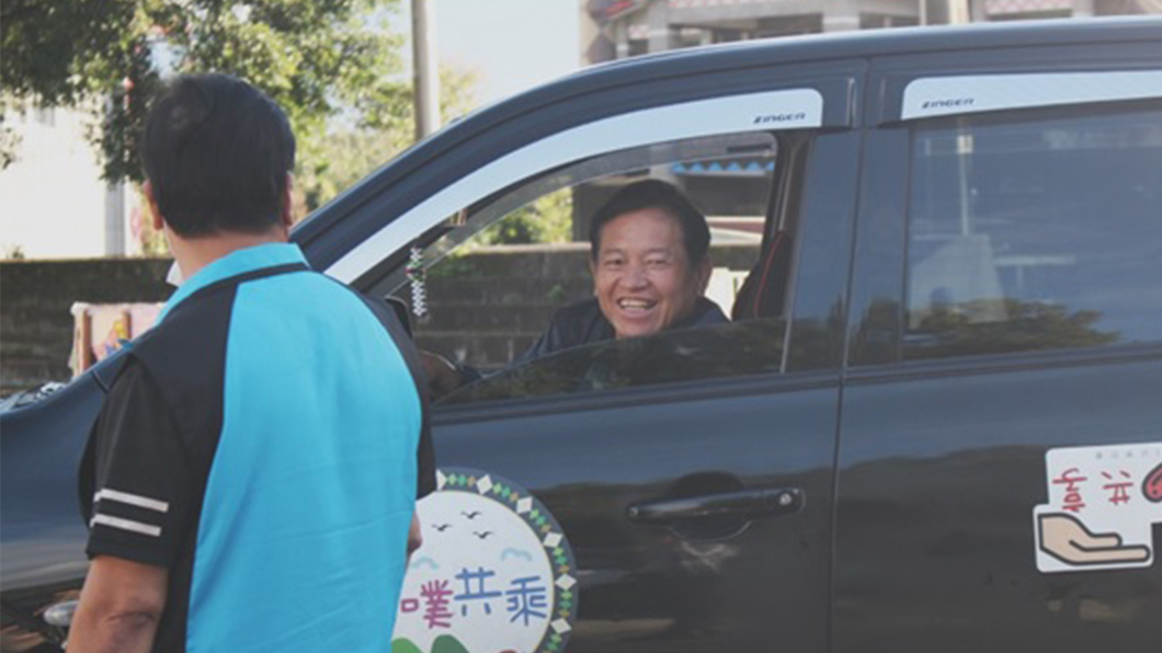 國立政治大學陳芷晴、林宣佑、郭又華作品「噗噗共乘來了:偏鄉Uber 部落頭目當運將 老少通載」獲選第五屆《全球華文永續報導獎》社會價值獎