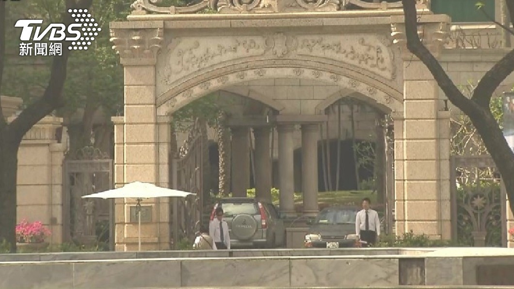 帝寶住戶不外乎都是政商名流或藝人名媛。(圖/TVBS資料畫面)