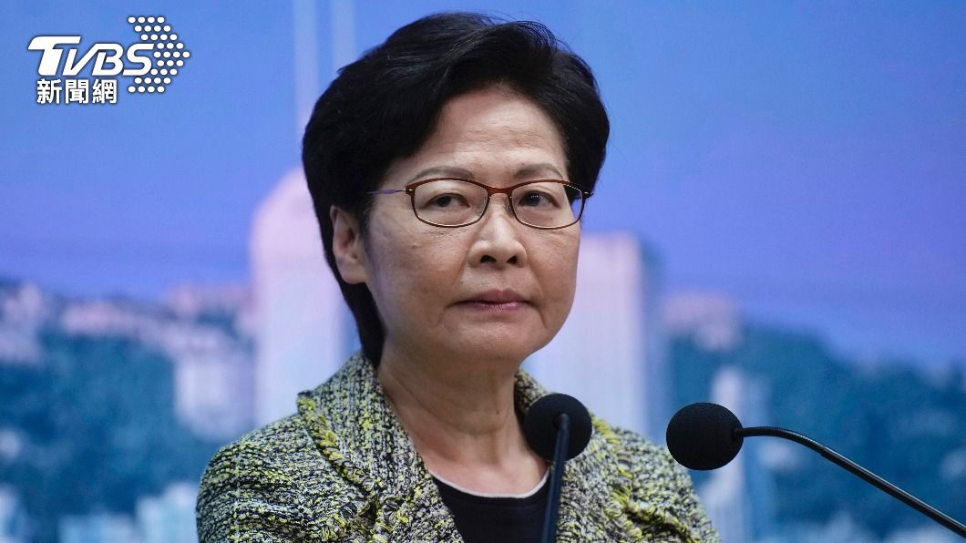 港特首林鄭:政府首要工作是恢復港陸通關