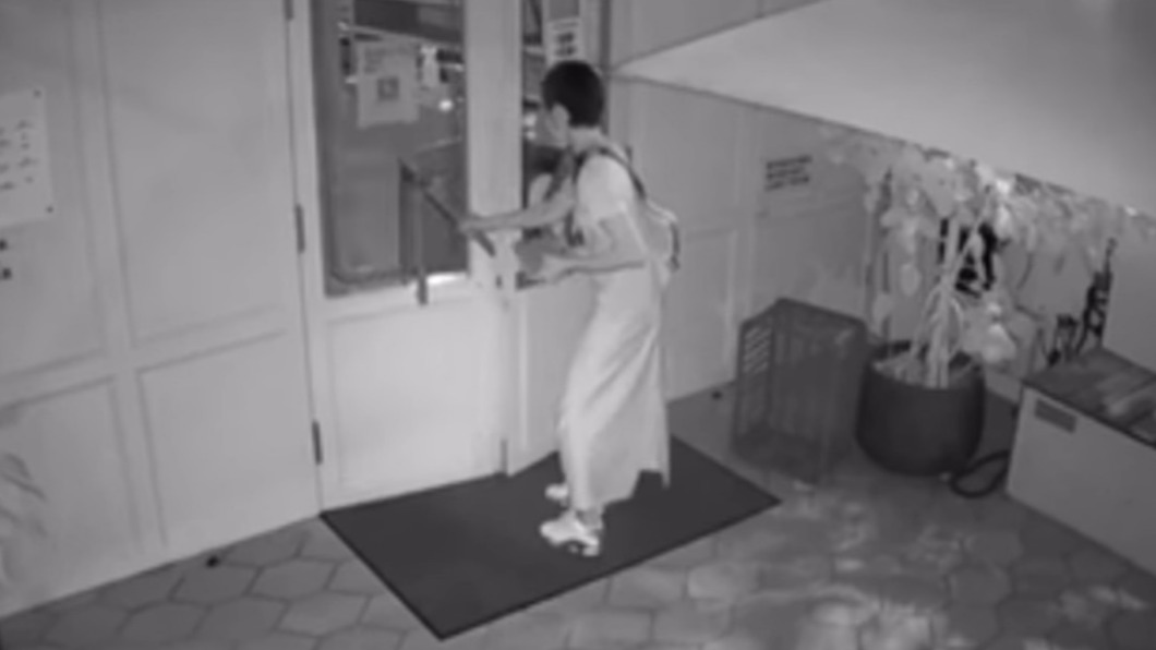 小偷離開時還不忘記把門鎖上。(圖/Facebook 韓風親子餐廳)
