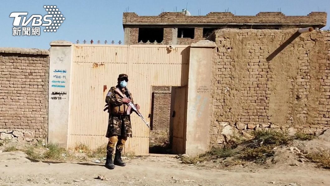 報復清真寺炸彈攻擊!塔利班深夜血洗ISIS-K基地