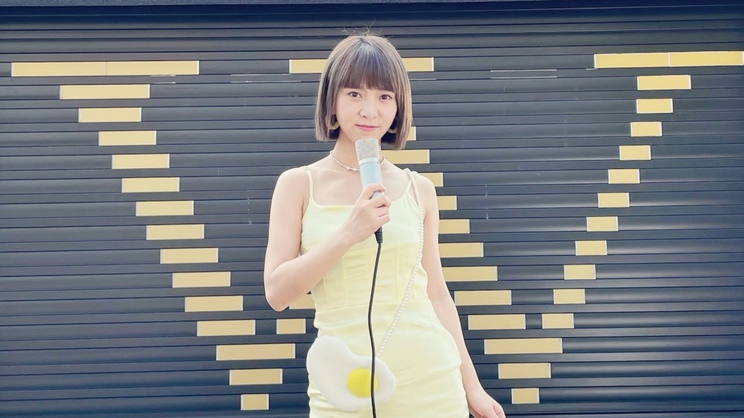 溫妮將於月底發行首張個人專輯《問題少女》。（圖／哈囉你好工作室提供）