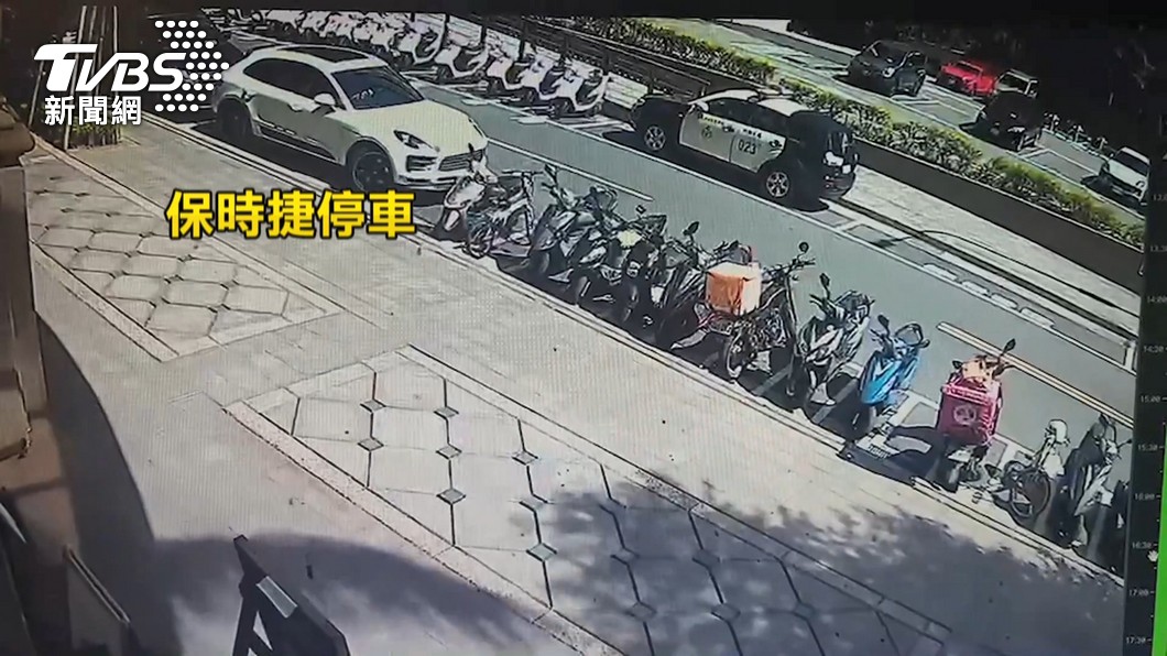 保時捷路邊停車肇逃 8車如「骨牌」連環倒