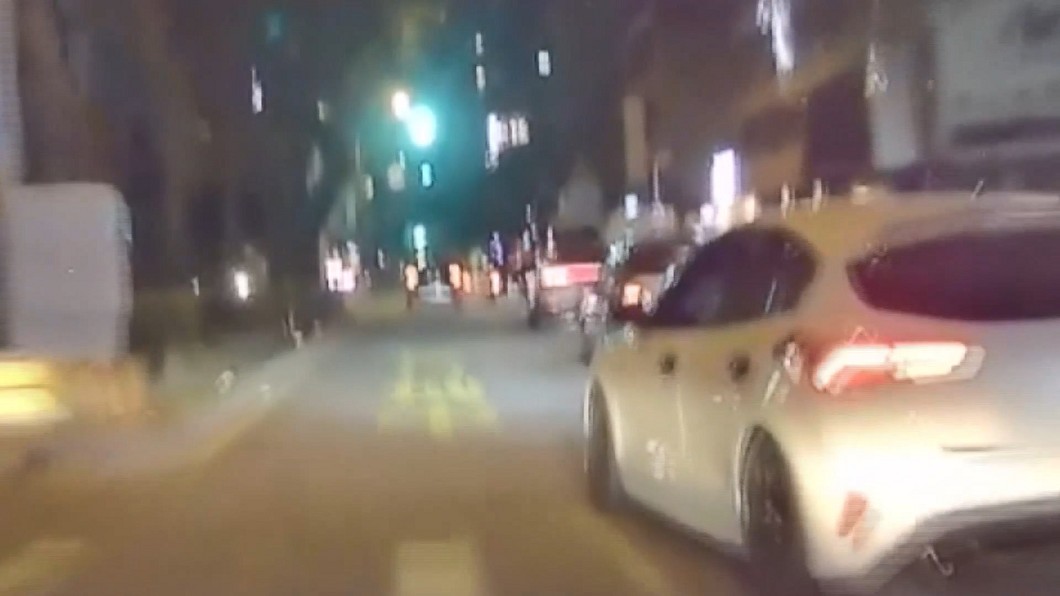 圖/翻攝自八卦村 - 行車紀錄器影片上傳中心