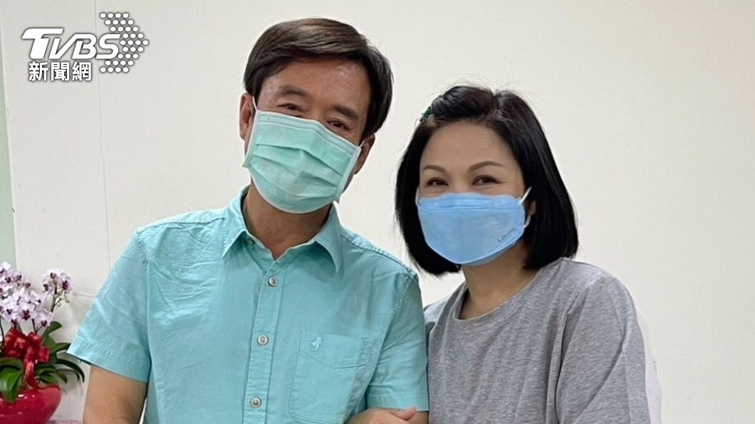 楊貴媚、檢場飾演夫妻。(圖/大愛提供)
