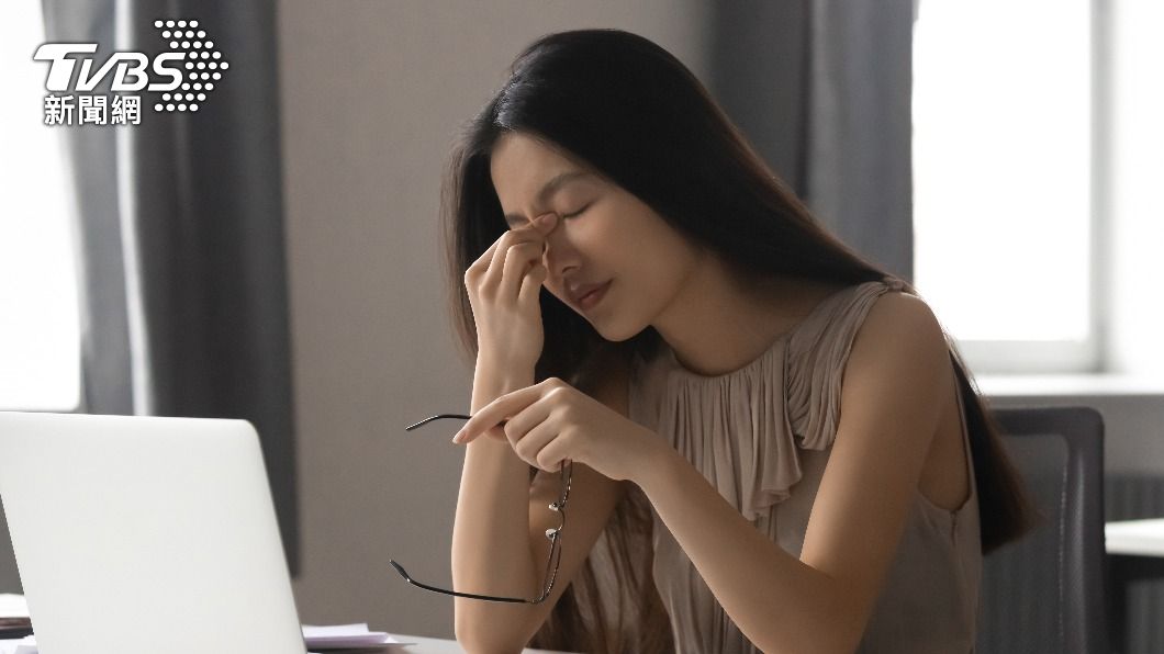3C成癮當心「電腦視覺症候群」!醫提9技巧預防